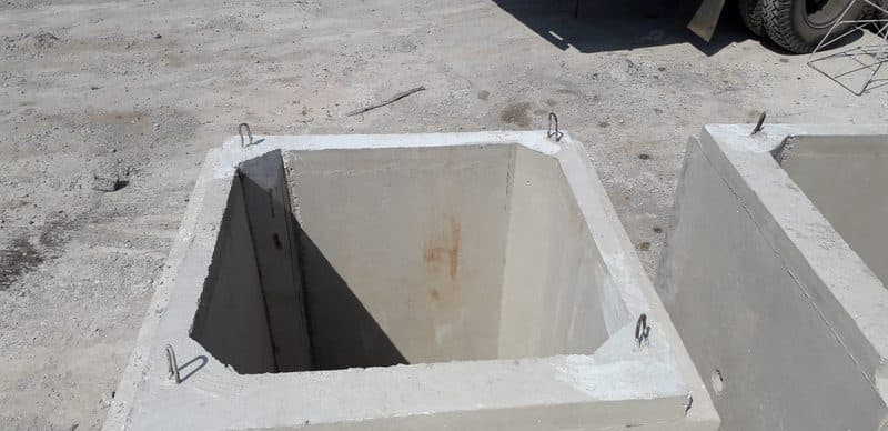 Box culvert beton HD produksi Kraton di area produksi Karawang