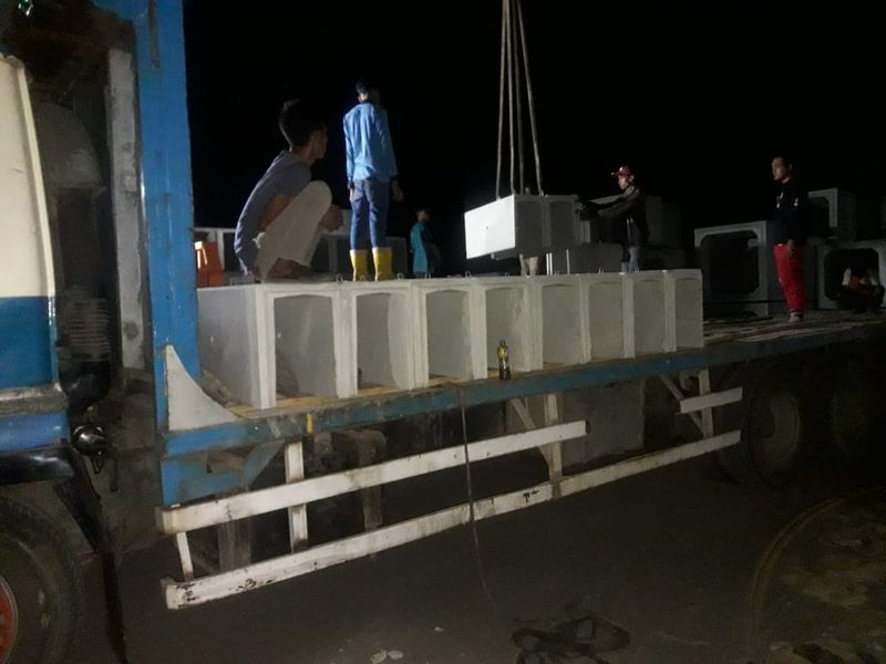 Pemuatan produk siap kirim